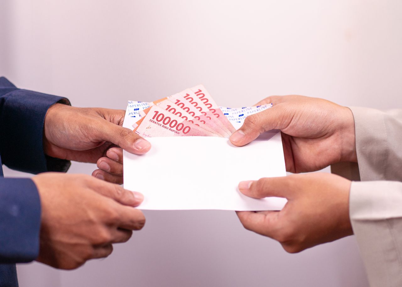 uae salary guide